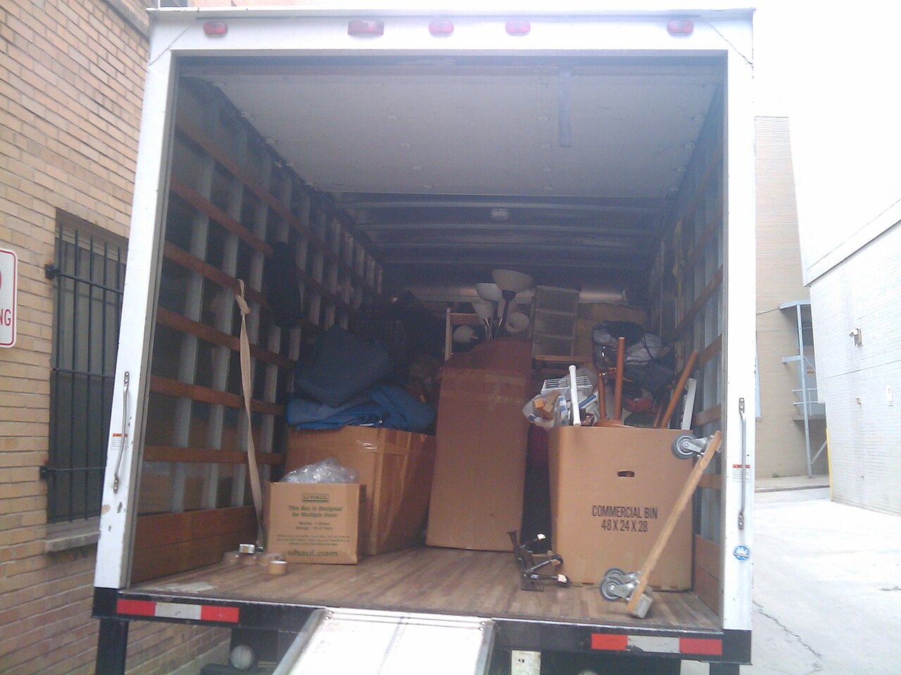 Shipping Your Household Goods to Panama