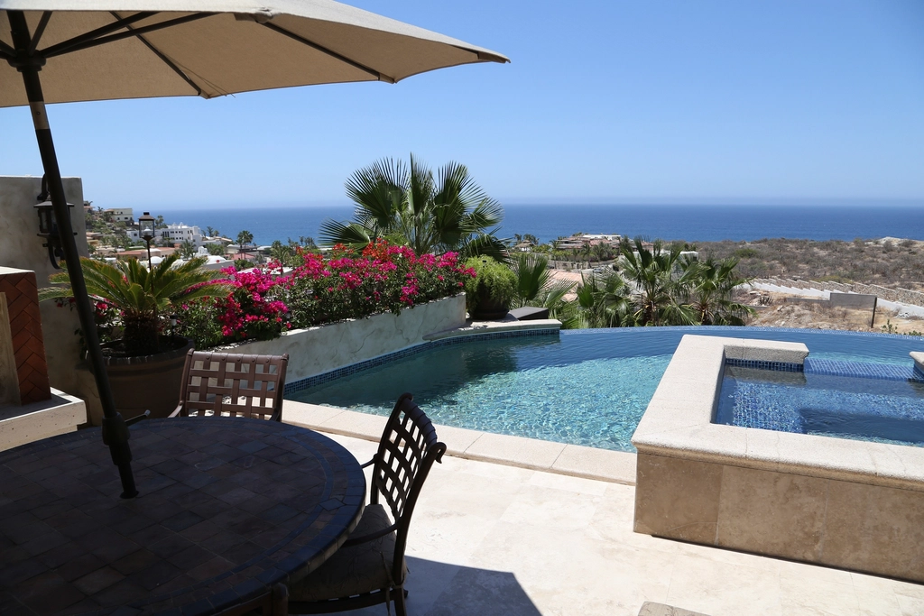 Farallon Beach Guide