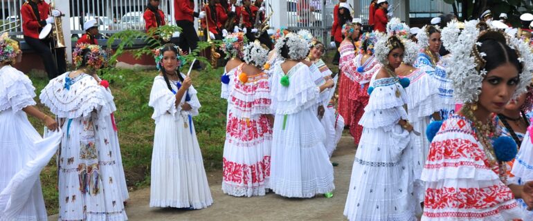 Fundacion de San Carlos y Fiesta de San Carlos Borromeo